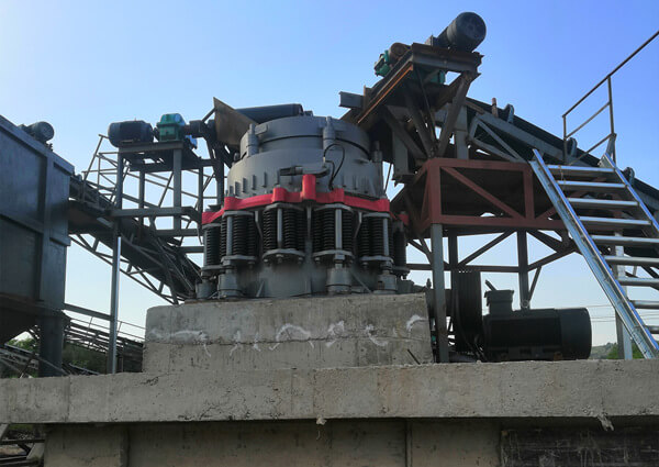 200tph compoud spring cone crusher crushing plant2 (1)